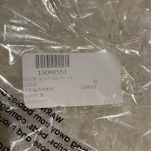 🌟NWT🌟 7 For All Mankind Ankle Skinny Gwenevere size 28! - Picture 9 of 10